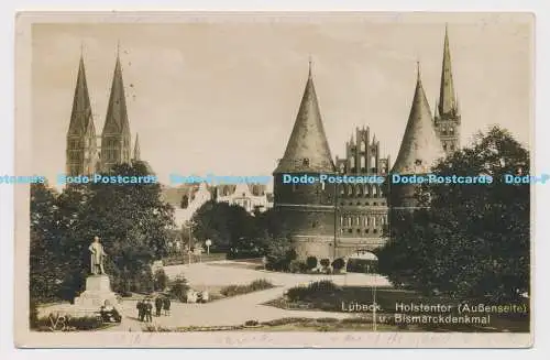 C022238 Lübeck. Holstentor. Aussseite. u. Bismarckdenkmal. 1931