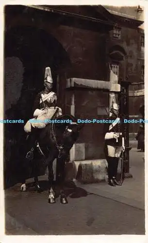 R181716 Pferdeschutz. Ort unbekannt. Alte Fotografie. Postkarte