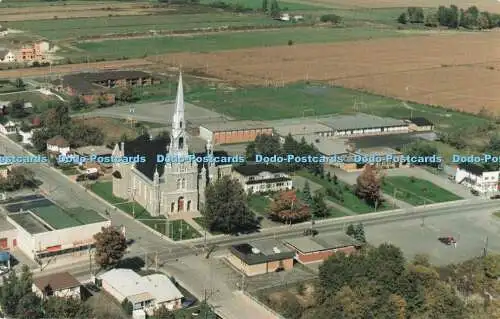 R680220 Ont. Embrun. Eglise St. Jacques. Droit d Auteur Point du Jour Aviation L