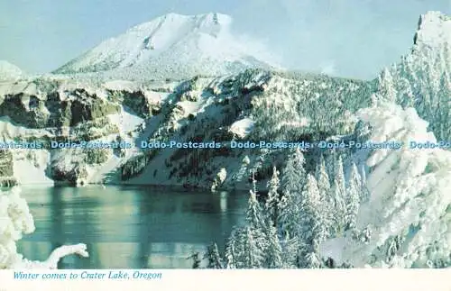 R680461 Oregon. Der Winter kommt zum Kratersee. Blick über den Kratersee zum Berg