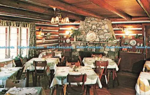 R685777 Ontario. Algonquin Provincial Park. Das Esszimmer. In der Killarney Lodge