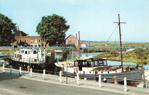 R685861 Blakeney. Der Hafen. Fotopräzision. Colourmaster International