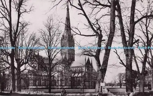 R689958 Kathedrale von Salisbury. Bamforth. Postkarte