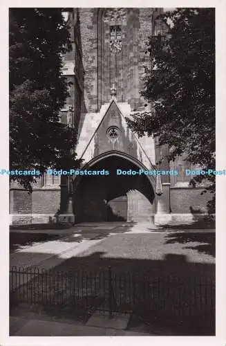 R691529 Göttingen. Portal der St. Jacobi Kirche. Schoning und Co. RP