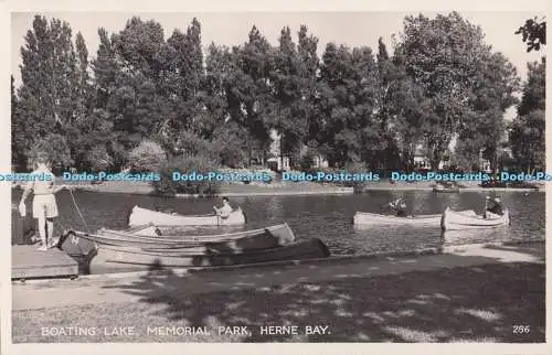 R689750 Herne Bay. Bootssee. Memorial Park. Serie A. H. und S. Paragon. RP