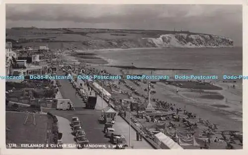 R699603 I. von W. Sandown. Esplanade und Culver Cliffs. Nahe. Echtfoto Postkarte