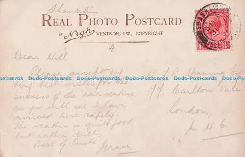 R699819 I. W. Luccombe Chine Near Shanklin. Nahe. Echtfoto Postkarte