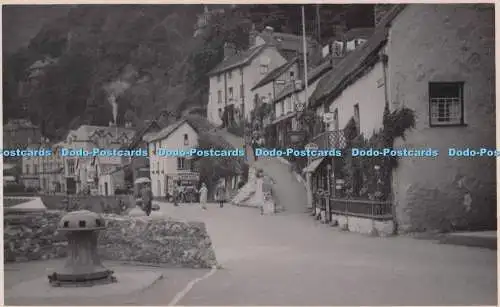 R697421 Lynmouth. Blick ins Dorf