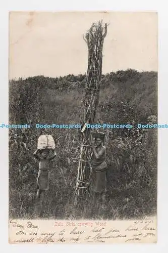 R707295 Zulu Mädchen tragen Holz. Johannesburg Poststempel. 1905