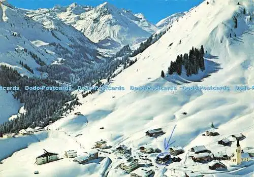 D144623 Wintersportplatz Warth. Vorarlberg mit Blick auf die Lechtaler Alpen. Fr