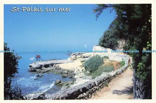 D145749 St. Palais sur mer. La corniche avec un point de vue sur les carrelets d