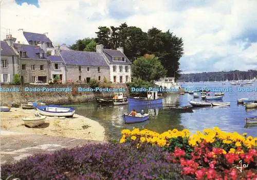 D145989 La Bretagne en Couleurs. Benodet. Sainte Marine. Finistere. Le petit por