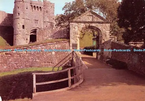 D000186 Carisbrooke Castle. IW. Nahe