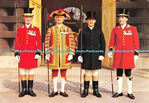 D001372 The Royal Mews. Buckingham Palace. Royal Coachmen. Topische Presse