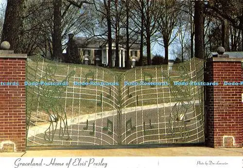 D001731 Graceland. Heimat von Elvis Presley. Boulevard. Memphis. Tennessee. Don Lan