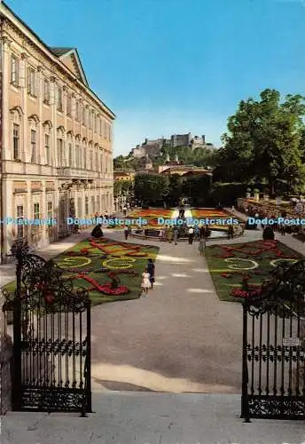 D004213 Salzburg. Mirabellgarten mit Festung. Peter und Wollenhagen. 1967