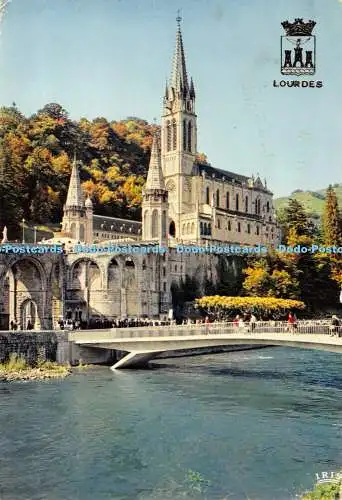 D002787 Lourdes. Die Basilika und die Gave. A. Doucet. Iris. 1972