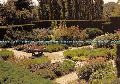 D006305 Sissinghurst Castle Garden. Kent. Der Kräutergarten. Mary Digby. Die Natio