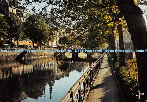 D004966 Quimper. Les quais de lOdet au centre ville. Jos. Iris