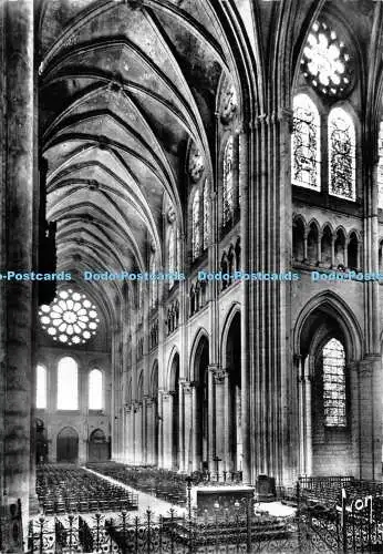 D010590 Chartres. Interieur de la Cathedrale L Grande Nef. Yvon. RP