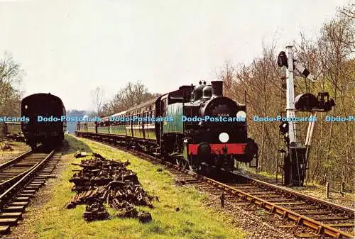 D012042 SR-Lok 30064 und Zug betritt Horsted Keynes. Judges Ltd
