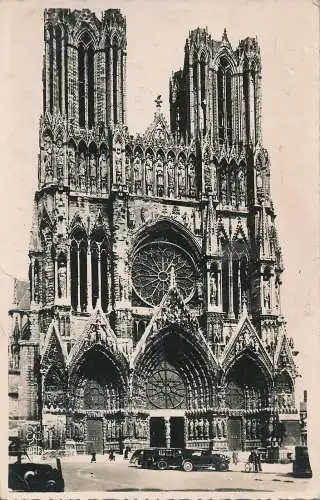 PC49422 Reims Marne. La Cathedrale. A. Quentinet. RP. 1952