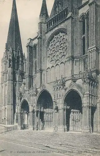 PC50199 Cathedrale de Chartres. Portail Sud. ND. Nr 27. B. Hopkins