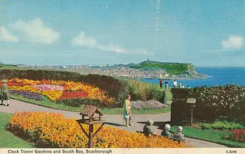 PC50435 Clock Tower Gardens und South Bay. Scarborough. Dennis