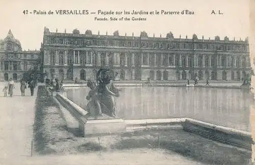 PC51219 Palais de Versailles. Fassadenseite des Gartens. A. Leconte. Nr 42