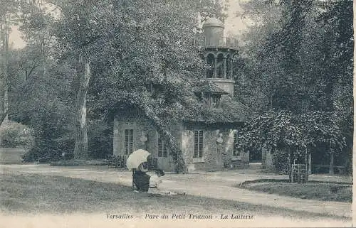 PC52201 Versailles. Parc du Petit Trianon. La Laiterie. A. Bourdier