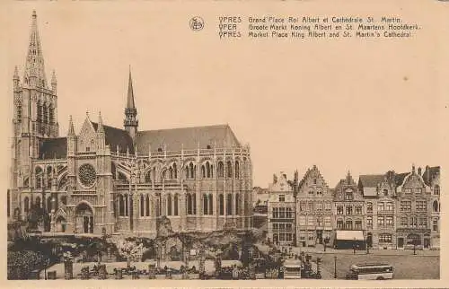 PC51781 Ypern. Marktplatz King Albert and St. Martins Cathedral. Ern. Thill. N