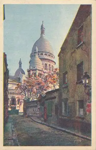 PC53765 Paris. Montmartre. La Basilique vue de la Rue du Chevalier de la Barre.