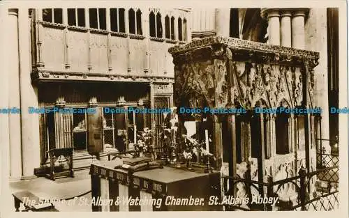 R024004 Das Heiligtum von St. Alban und die Wachkammer. St. Albans Abbey. Foto Pr