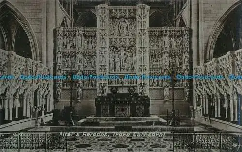 R025789 Altar und Reredos. Truro Cathedral. Valentine