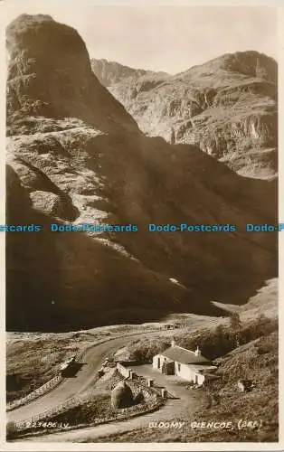 R028111 Gloomy Glencoe. Valentinstag. Nr 223486. RP