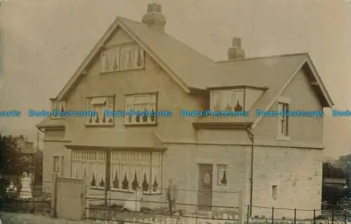R028196 Alte Postkarte. Ein Haus