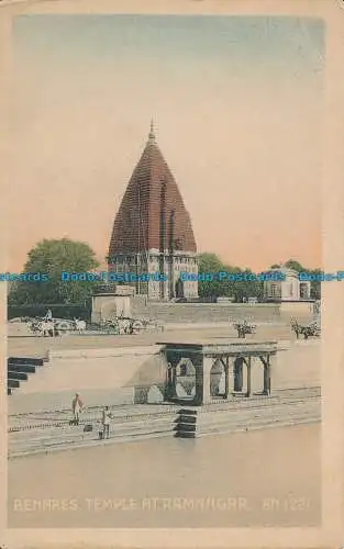 R128190 Benares. Tempel in Ramnagar. D. Macropolo. B. Hopkins