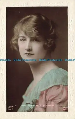 R635110 Miss Stephanie Stephens. Stereoskopisch. Drehfoto. British Beauty