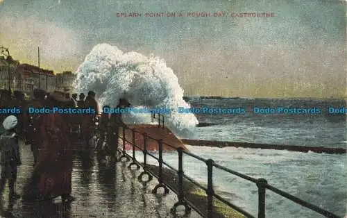 R635774 Eastbourne. Spritzpunkt an einem rauen Tag