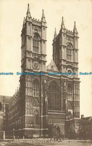 R636756 London. Westminster Abbey. Westfront. C. F. Castle. Lesco Serie