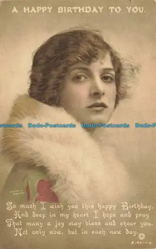 R637401 Alles Gute zum Geburtstag. Miss Gladys Cooper. Drehfoto. Dover St. Stu