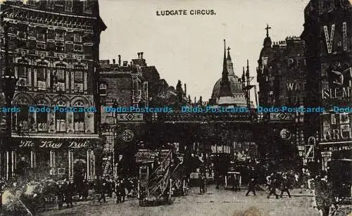 R638252 Ludgate Circus. Auto Foto Serie. 1914