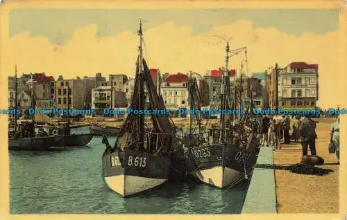 R638602 Blankenberge. Le Port. 1951