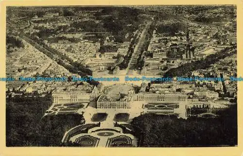 R638790 Chateau de Versailles. Vue Aerienne. Edition des Musees Nationaux