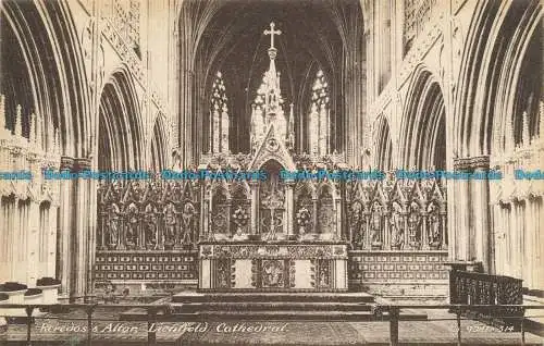 R640294 Lichfield Cathedral. Reredos und Altar. Gilbert Larkin