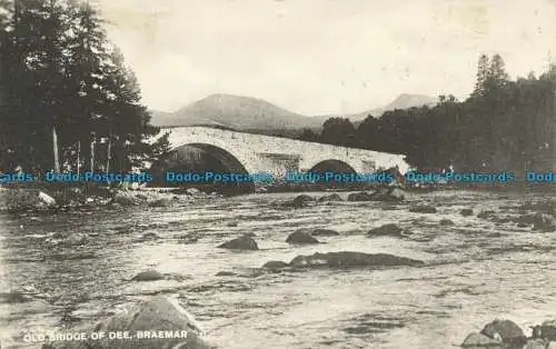 R638956 Braemar. Alte Brücke von Dee. J.M