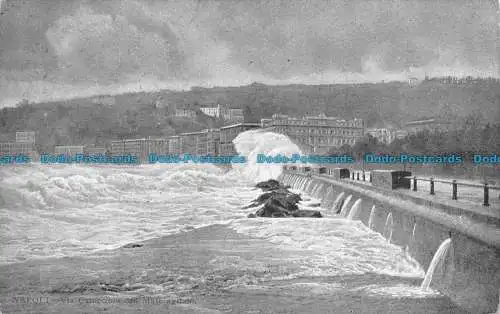 R156831 Napoli. Via Caracciolo con Mare Agitato. 1910