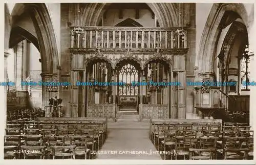 R163195 Kathedrale von Leicester. Innenraum. Valentinstag. Campbell. Nr. 212634. RP