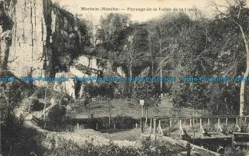 R661126 Mortain. Manche. Paysage de la Vallee de la Cance