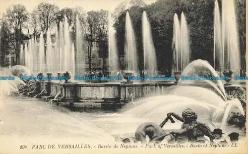 R661372 Park von Versailles. Becken von Neptun. LL. 194. Levy et Neurdein Reunis